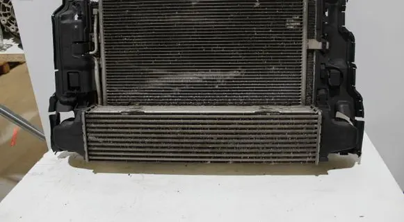 Volvo V60 Coolant radiator 