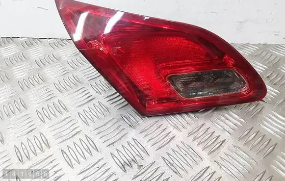 Opel Astra H Tailgate rear/tail lights 1090098
