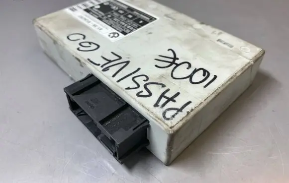 BMW X5 E70 Antenna control unit 9134707 5WK49131B