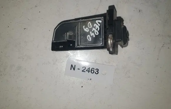 Toyota Verso Mass air flow meter 2220426010