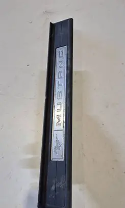 Ford Mustang VI Front sill trim cover FR3B6313222CH