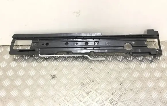 Porsche Cayenne (92A) Other trunk/boot trim element 7P0863599