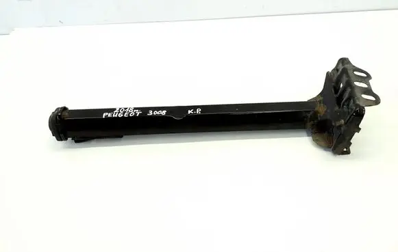 Peugeot 3008 II Front bumper shock/impact absorber 52000W02