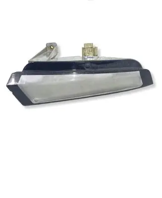Iveco Daily 6th gen Front bumper turn signal 5801874639