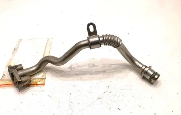 Nissan Qashqai Turbo turbocharger oiling pipe/hose A2820900177