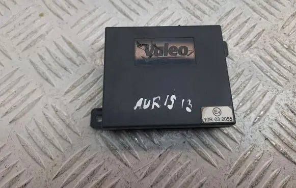 Toyota Auris 150 Parking PDC control unit/module 10R032055