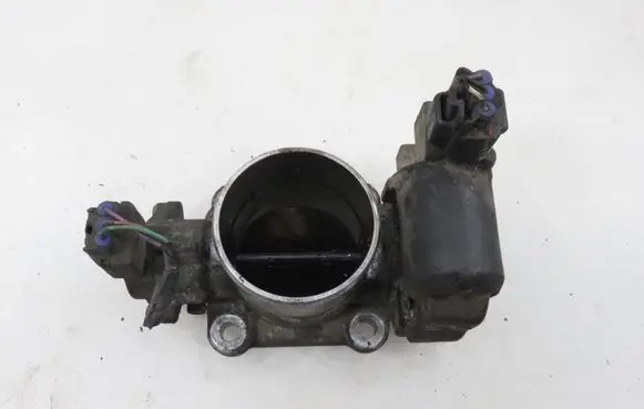 Toyota RAV 4 (XA30) Throttle body valve 260106F05