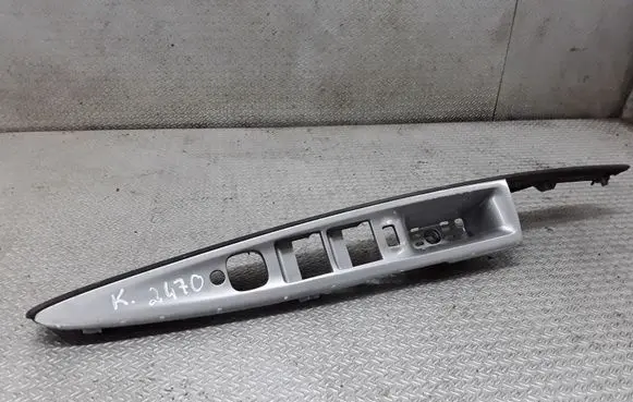 Mazda 2 Front door interior handle trim 
