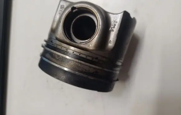 Ford Transit VII Piston ATE0D