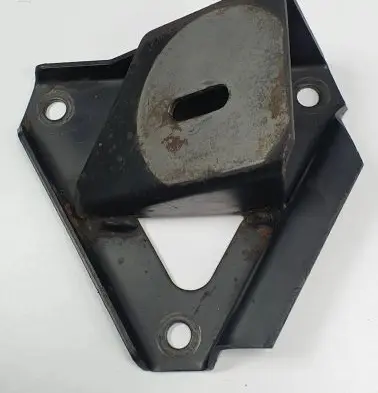 Jaguar XJ X300 Engine mount bracket