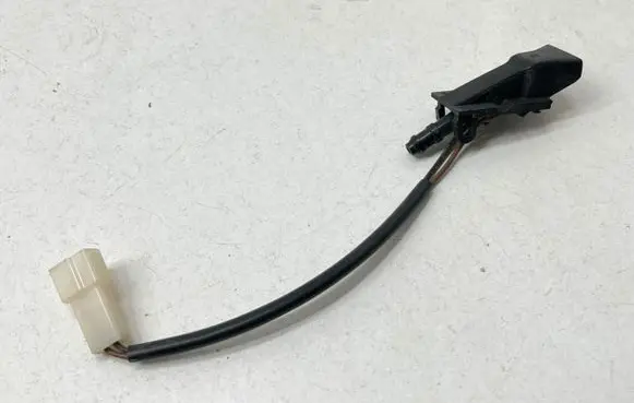 Volkswagen Transporter - Caravelle T5 Windshield washer spray nozzle 7L5955984