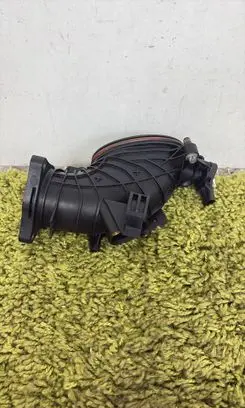 Mercedes-Benz S W222 Air intake duct part A6560900137