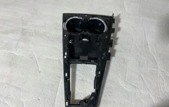 Audi A4 S4 B9 Cup holder front 8W0862533A