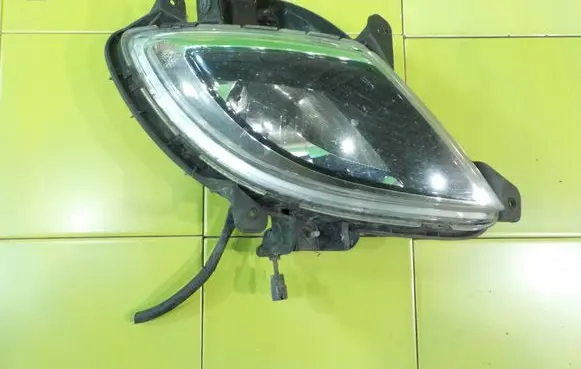 Hyundai ix20 Front fog light PRAWY XP135
