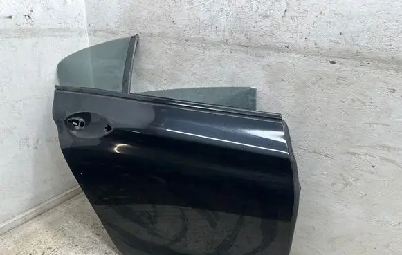 BMW 6 F06 Gran coupe Rear door 