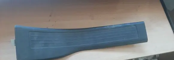 Mercedes-Benz ML W164 Rear sill trim cover A1646801135