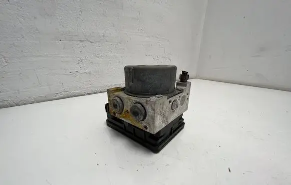 Ford Mondeo MK V ABS Pump EG9C2C219BJ EG9C2C405EK