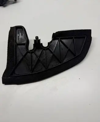 Nissan Juke I F15 Fender end trim 638A21KA0A