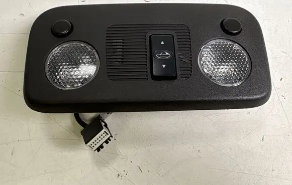 Ford Mustang V Front seat light DR3T19A391BA