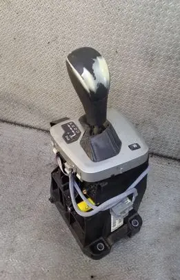 Volvo XC90 Gear shifter/selector P08699414