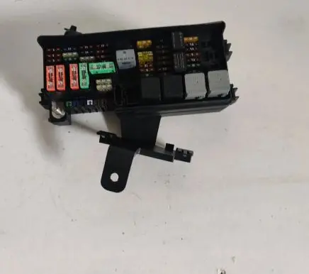 Mercedes-Benz R W251 Fuse box set A1645403372