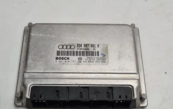 Audi A4 S4 B5 8D Engine control unit/module 8D0907401N 0281010157