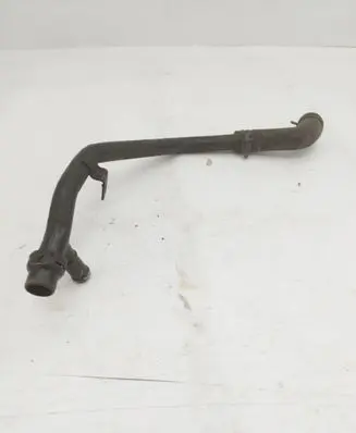 Audi A4 S4 B5 8D Engine coolant pipe/hose 058121063