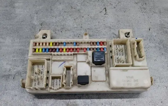 Volvo V50 Fuse box set 8690720519096127