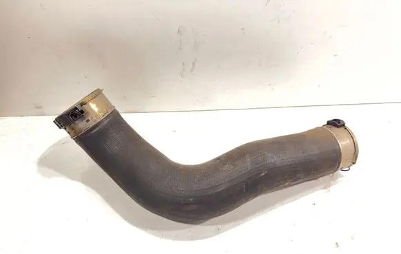 BMW 5 F10 F11 Intercooler hose/pipe