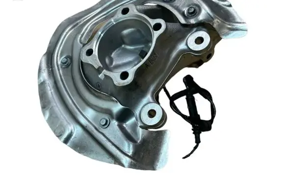 BMW 2 F22 F23 Front wheel hub spindle knuckle 6792285 31216792285