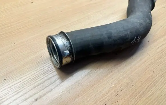 Volkswagen Golf Plus Intercooler hose/pipe 1K0145834BD