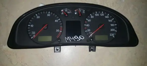 Volkswagen PASSAT B5 Speedometer (instrument cluster) 3B0919890M 110008795006