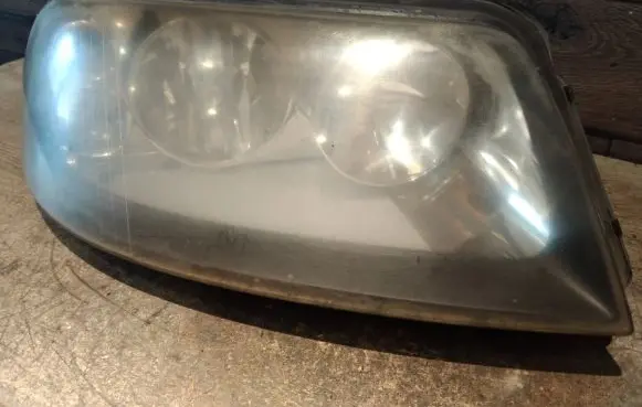 Seat Alhambra (Mk1) Headlight/headlamp 7M7941016L 0301182212