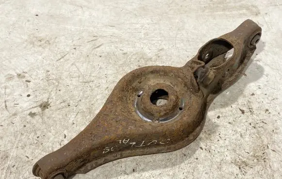 Mitsubishi Outlander Rear upper control arm/wishbone