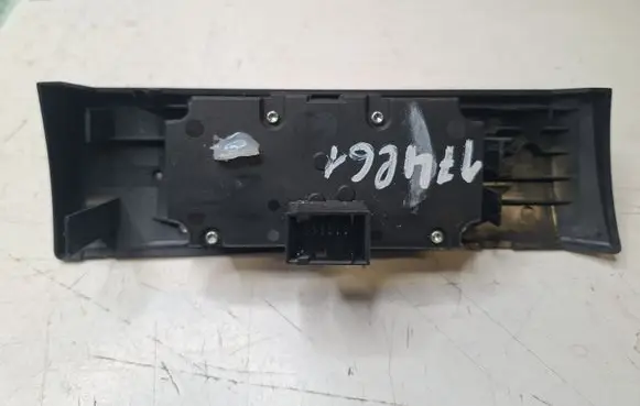 BMW 5 E60 E61 Light switch 6925287