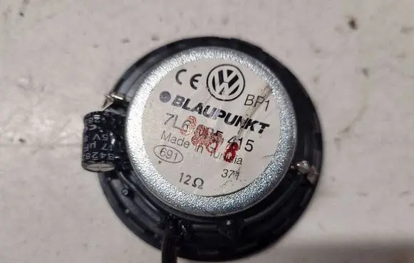 Volkswagen Touareg I Front door high frequency speaker 7L0035415