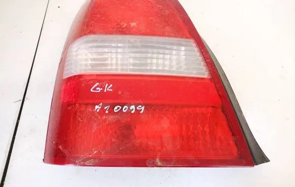 Nissan Primera Rear/tail lights 89024270