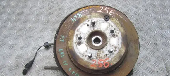 Honda CR-V Stub axle 
