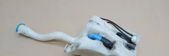 Peugeot 5008 Windshield washer fluid reservoir/tank 9685005780