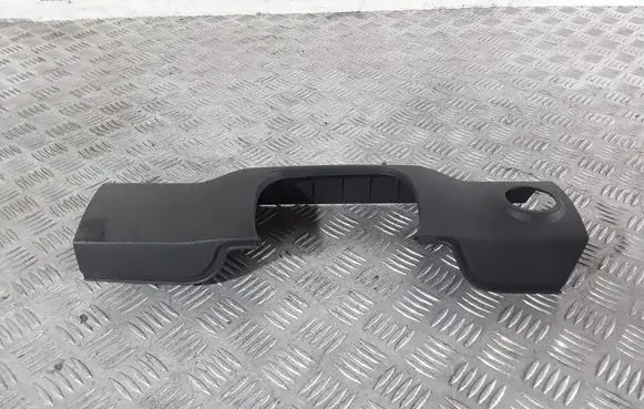Steering wheel column trim