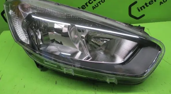 Ford Transit Courier Headlight/headlamp