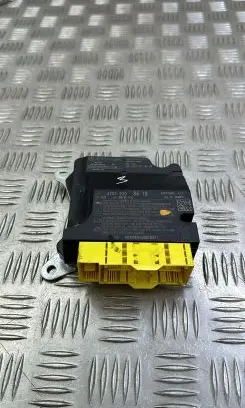 Mercedes-Benz C W205 Airbag control unit/module A2059008618
