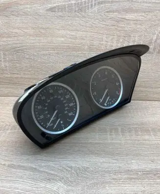 BMW 5 E60 E61 Speedometer (instrument cluster) 6937611 110080213 093
