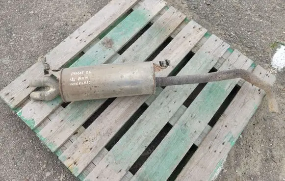 Volkswagen PASSAT B5 Rear muffler/silencer tail pipe 