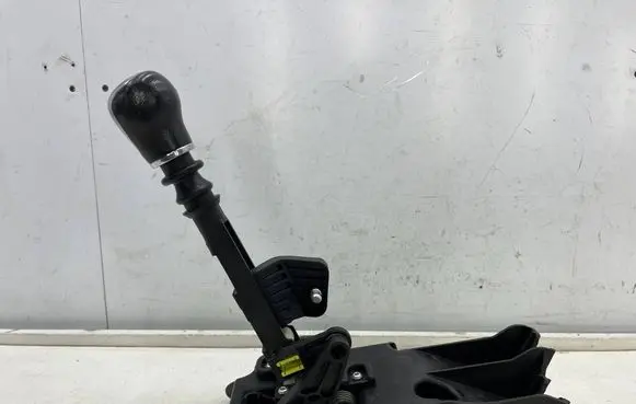 Gear shifter/selector