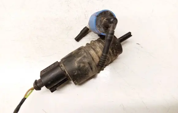 Windscreen/windshield washer pump