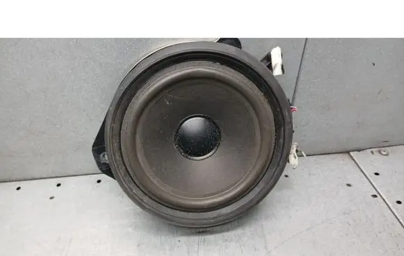 Audi A8 S8 D3 4E Subwoofer speaker 4E0035411D