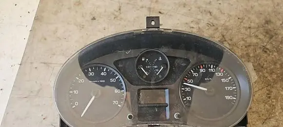 Peugeot Partner Speedometer (instrument cluster) 5550013101