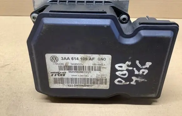 Volkswagen PASSAT B7 ABS Pump 3AA614109AF