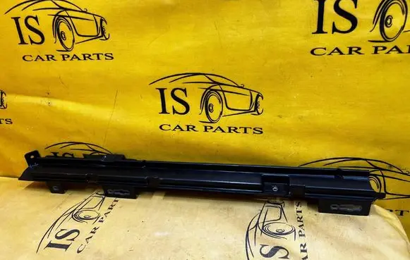 Mercedes-Benz CLS C218 AMG Other trunk/boot trim element A2186900138